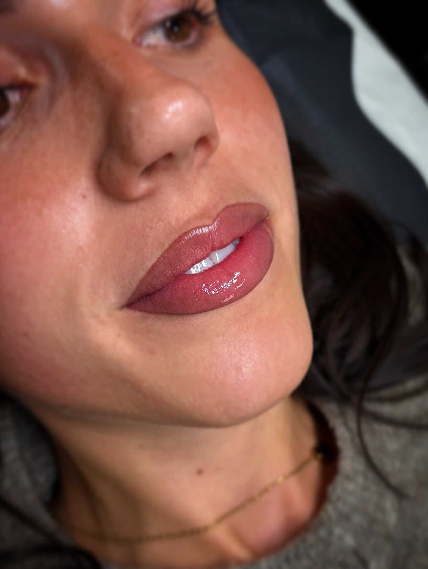 Semi-permanent makeup — ombre lips — Ombre lips with a soft, defined edge.